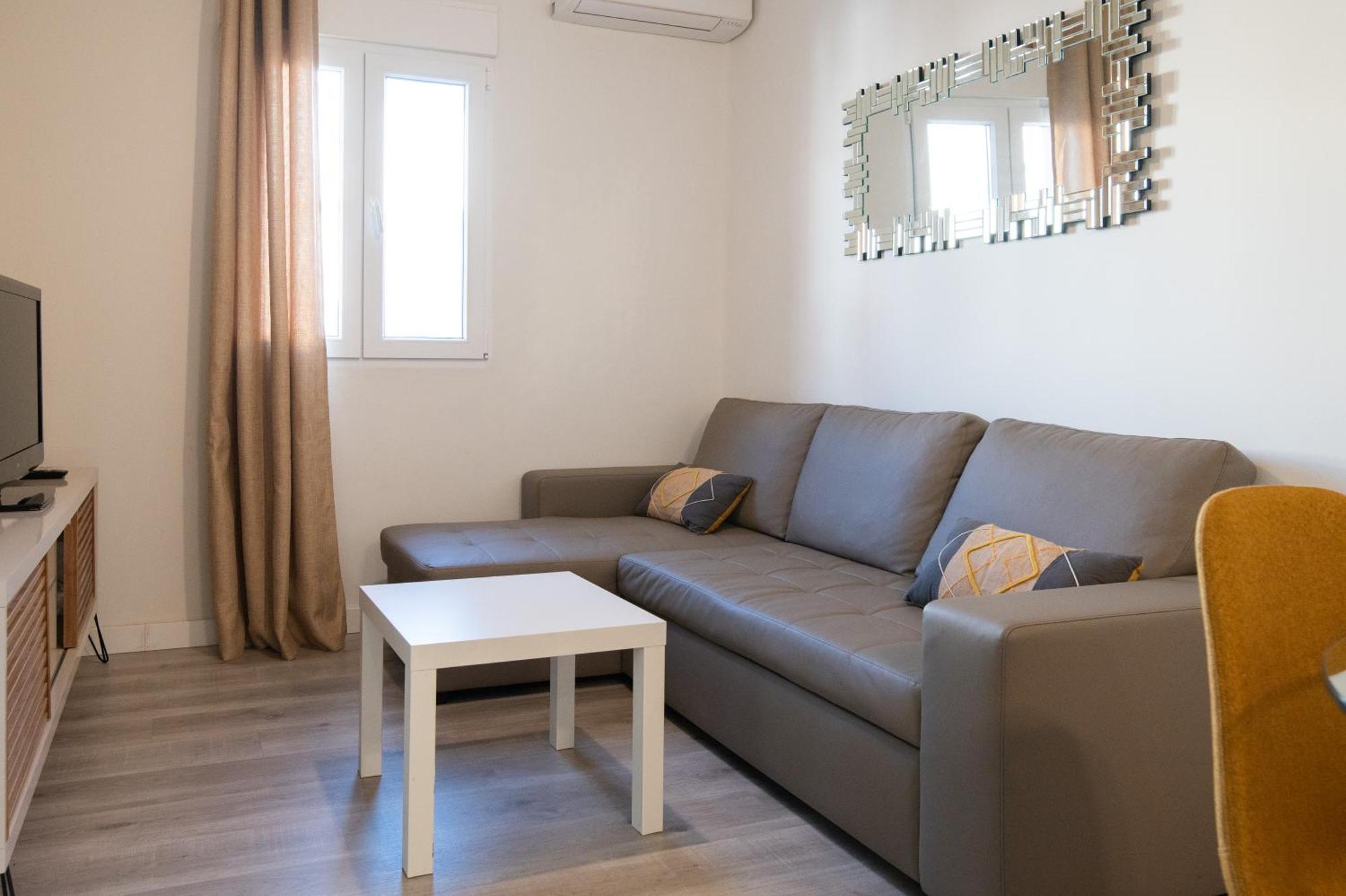 Apartamento Triana Habitame Inmobiliaria Siviglia Esterno foto