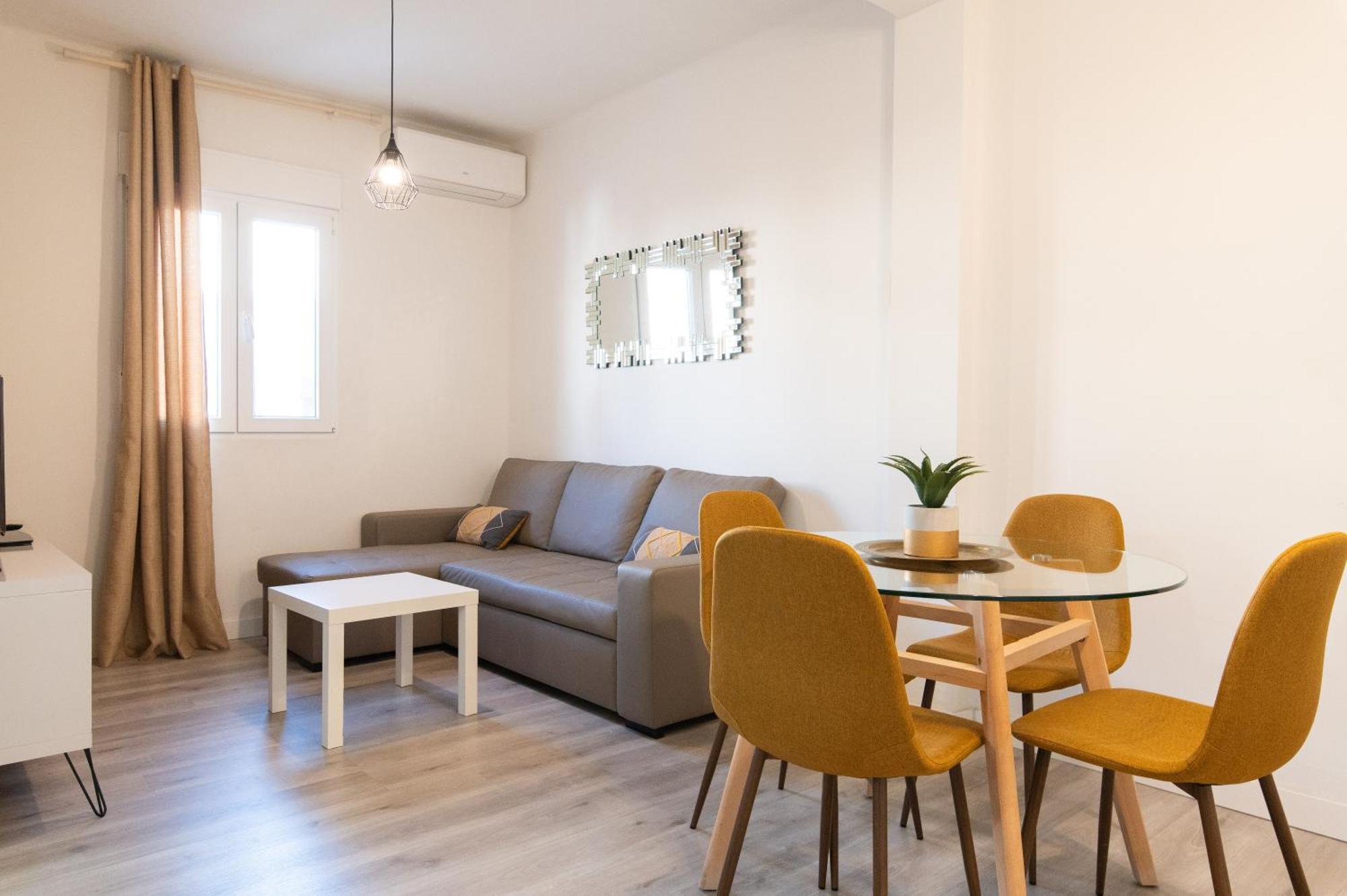 Apartamento Triana Habitame Inmobiliaria Siviglia Esterno foto
