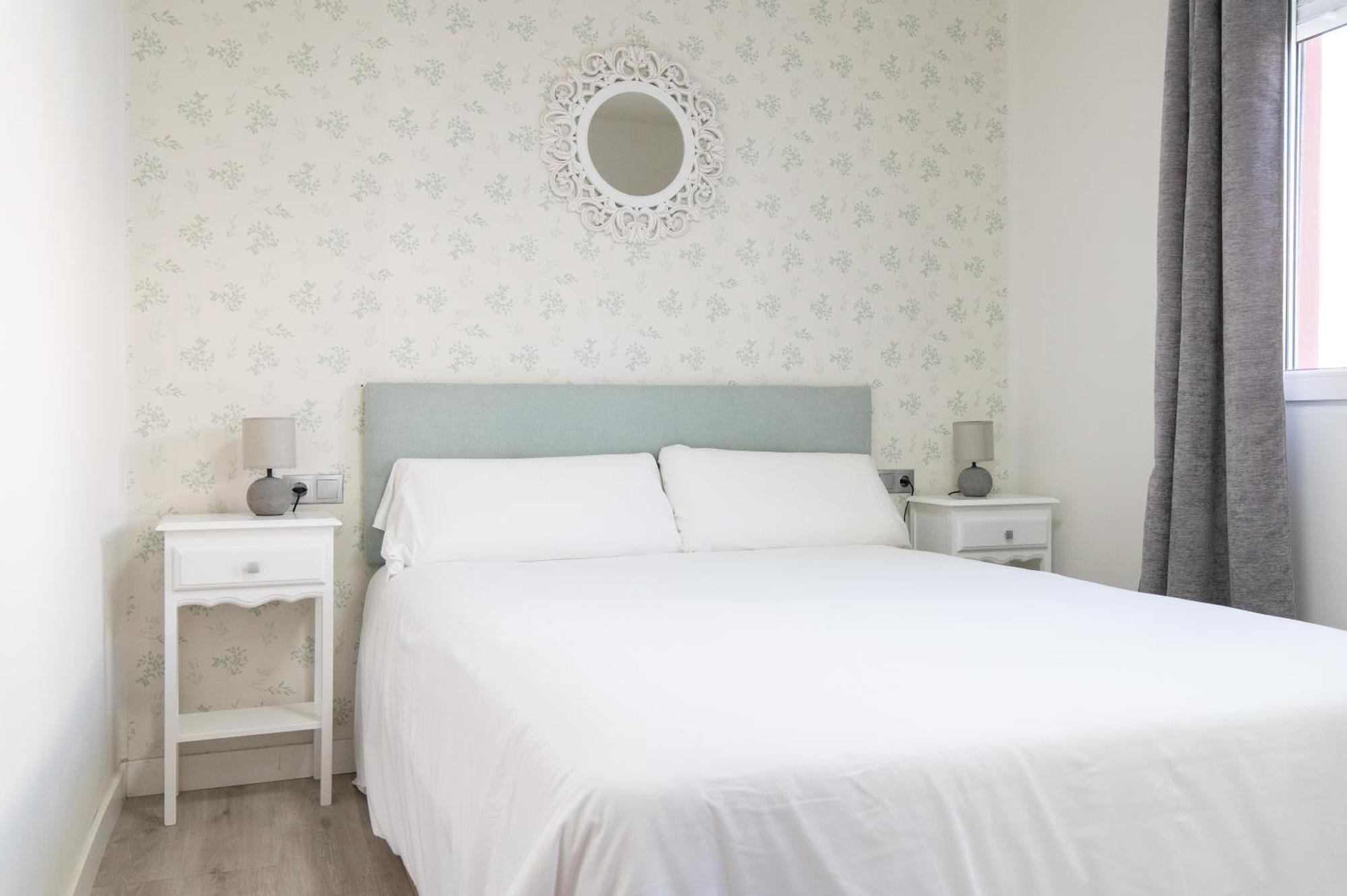 Apartamento Triana Habitame Inmobiliaria Siviglia Esterno foto